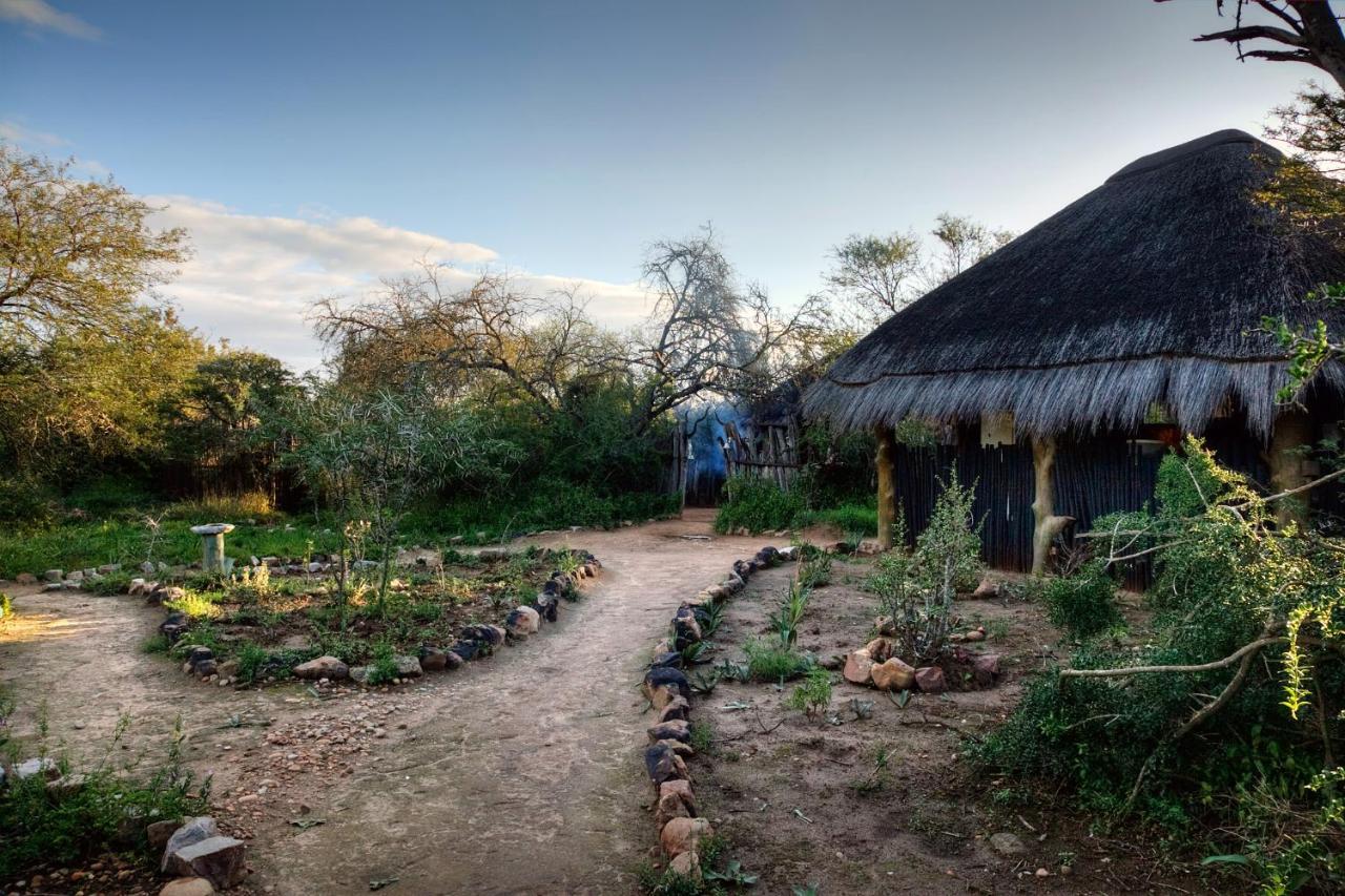 Quatermain'S 1920'S Safari Camp - Amakhala Game Reserve Exterior photo